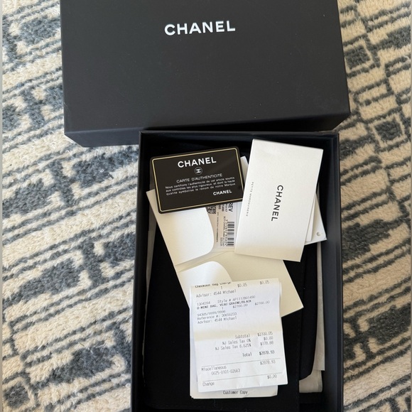 Chanel WOC Boy Gold Hard Ware - Picture 6 of 6